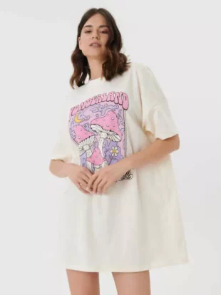 Dámska krátka bavlnená nočná košeľa s výraznou potlačou