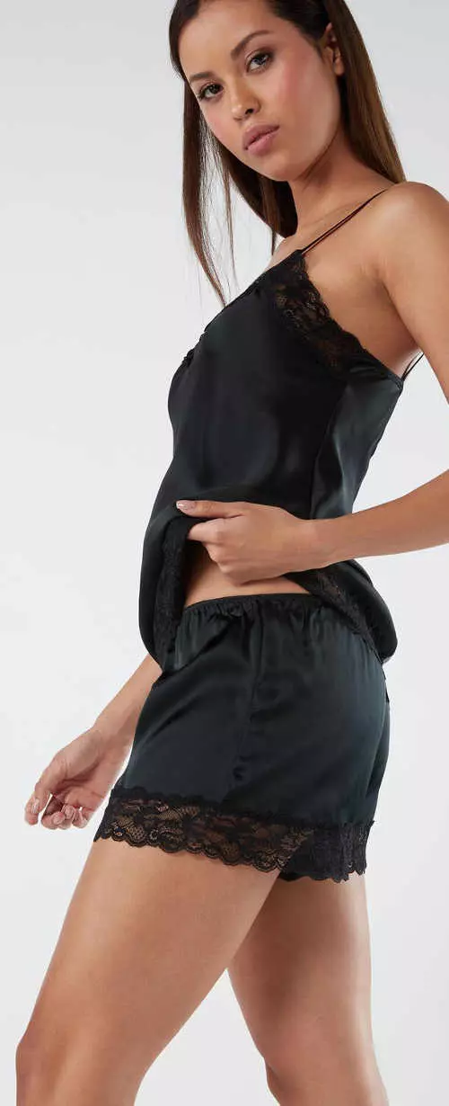 Krátke čierne dámske pyžamo z luxusného hodvábu